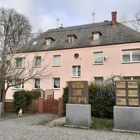 Mieszkanie Przy Plazy Ela 아파트