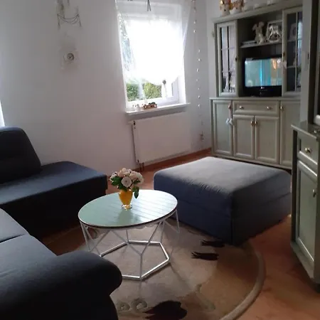 Mieszkanie Przy Plazy Ela Διαμέρισμα *