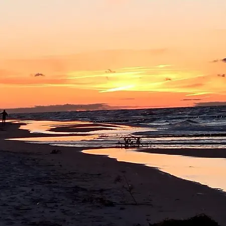 Mieszkanie Przy Plazy Ela 아파트 Dziwnów