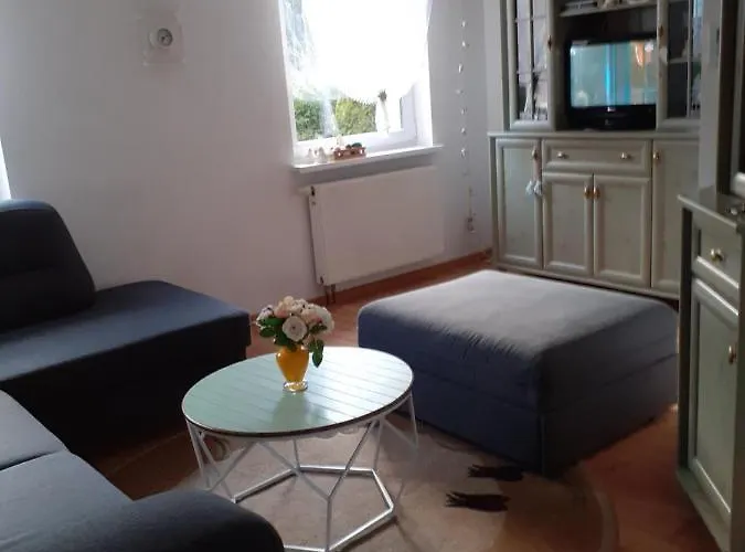 Mieszkanie Przy Plazy Ela Apartmán *